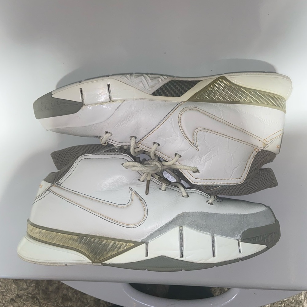 Best offers‼️Needs to be repainted and reglued. Had to remove the toe cap paint.